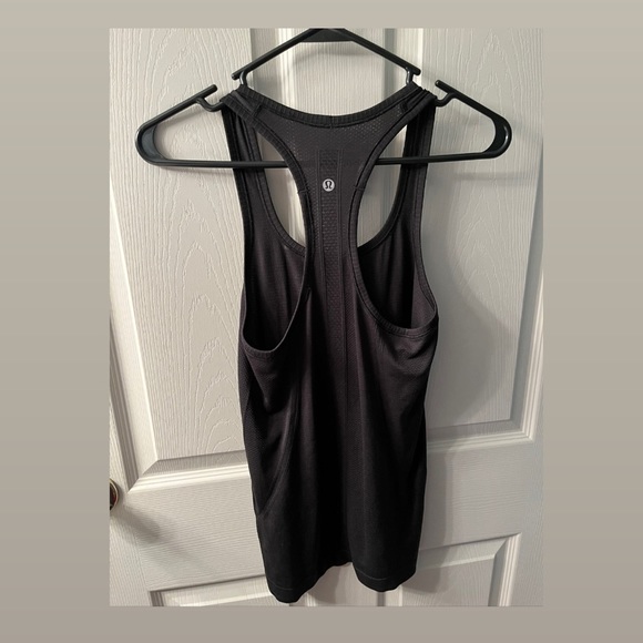 Black Lululemon racerback tank - Picture 2 of 2